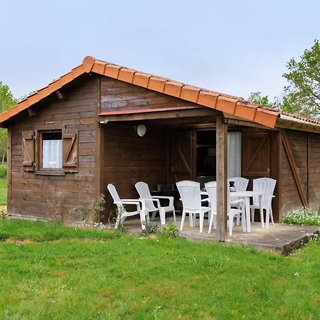 Campingplatz Confort 15 *